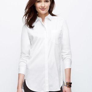 Anne Taylor LOFT women's white button down shirt long sleeve size S front pocket